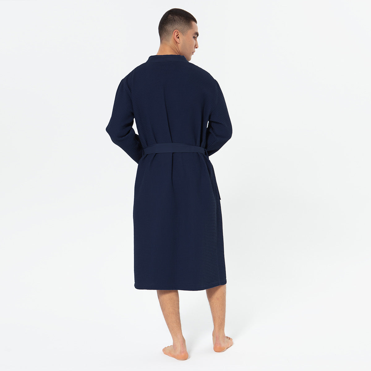 1077 Men's Lightweight Kimono Waffle Spa Robe