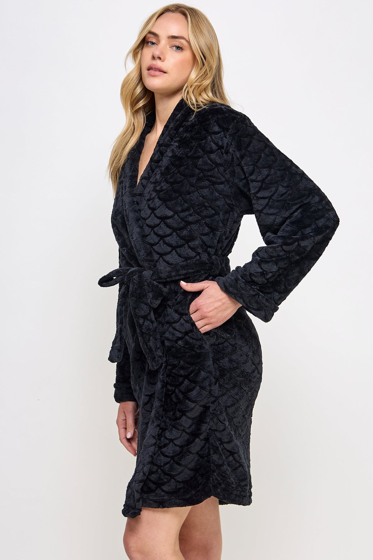 2490 Ariel Robe-4