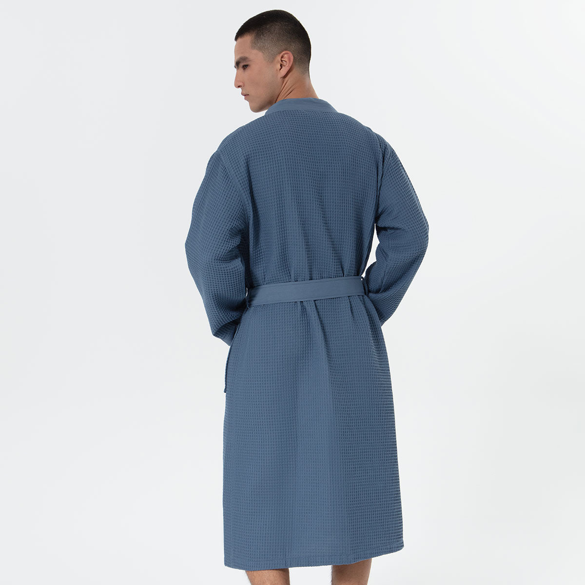 1077 Men's Lightweight Kimono Waffle Spa Robe