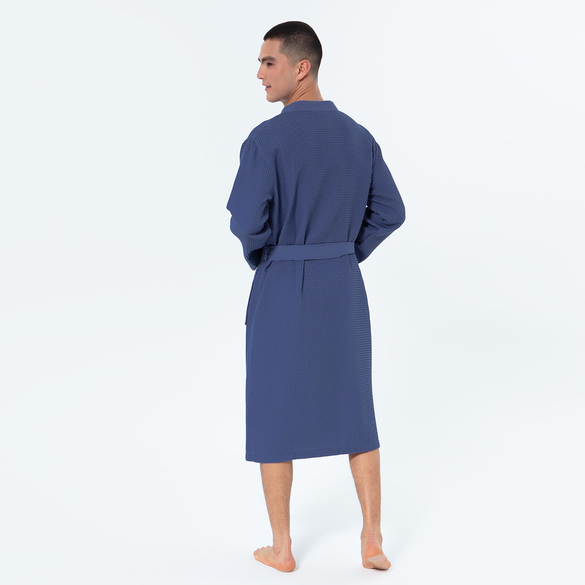 1077 Men's Lightweight Kimono Waffle Spa Robe
