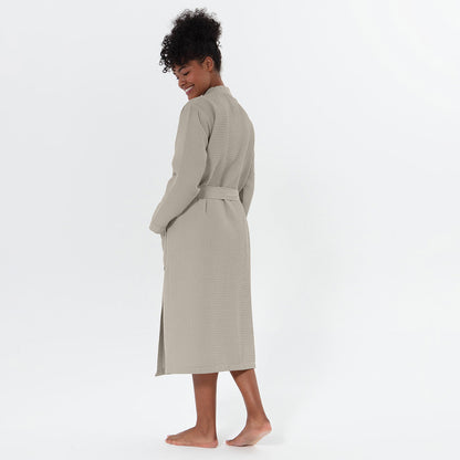 1039 Women’s Lightweight Kimono Waffle Spa Robe
