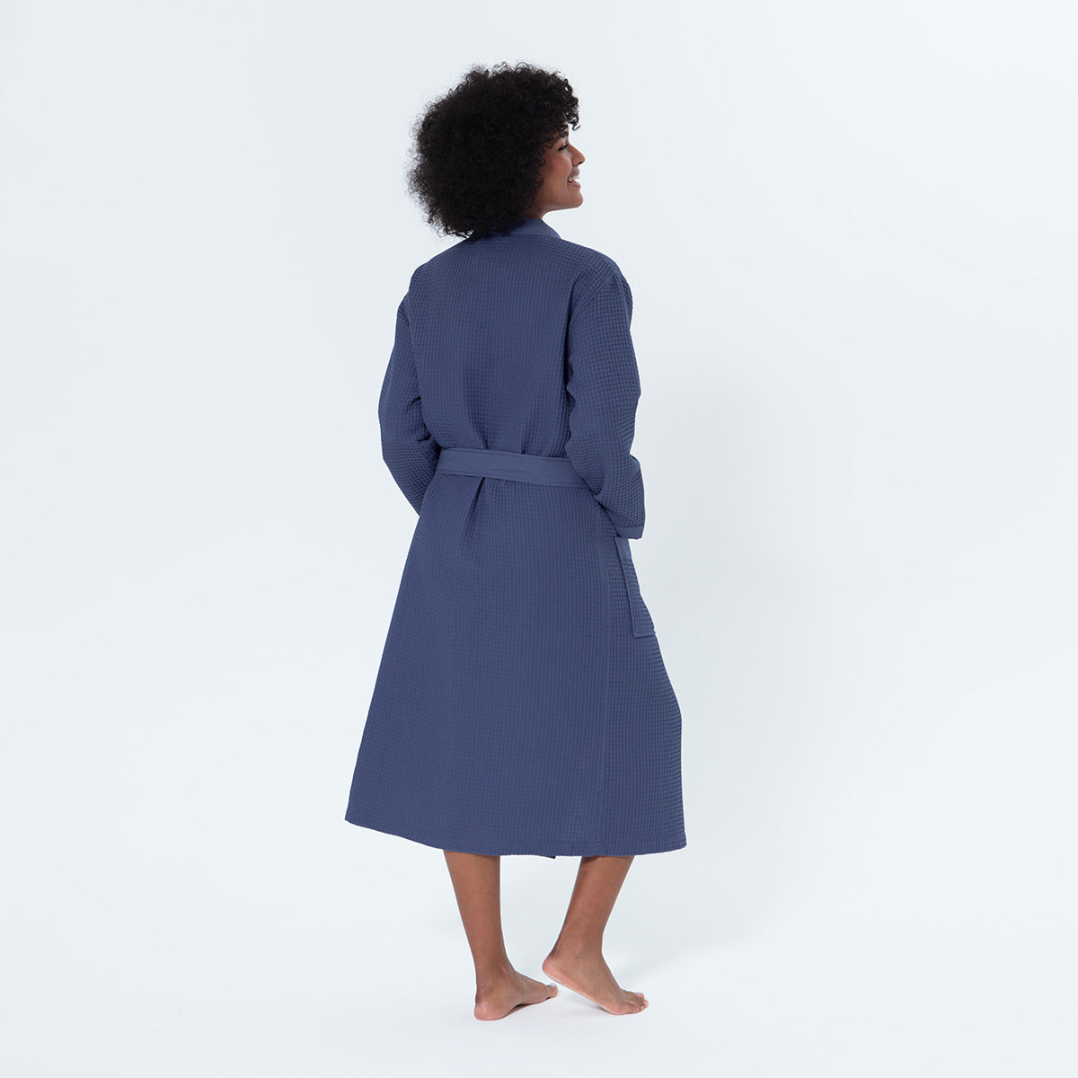 1039 Women’s Lightweight Kimono Waffle Spa Robe