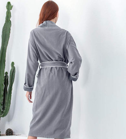 1037 Women's Plush Microfiber Spa Robe