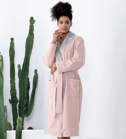 1037 Women's Plush Microfiber Spa Robe
